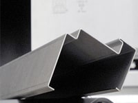 Изготовление металлического профиля для дверей Изготовление металлического профиля для дверей